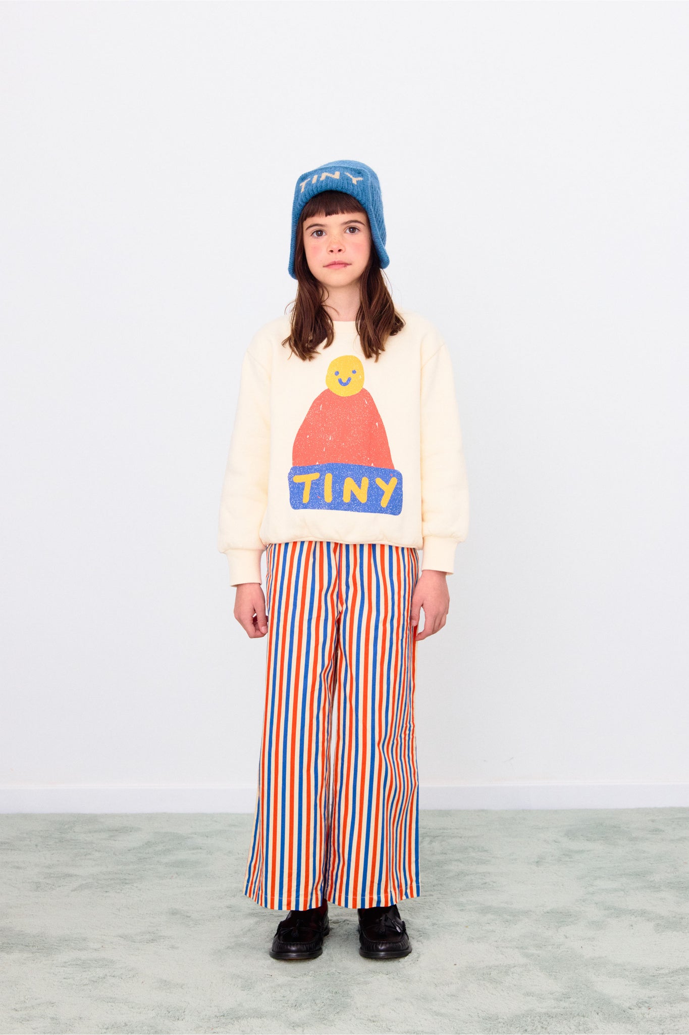 Beanie Graphic Sweatshirt - Light Cream