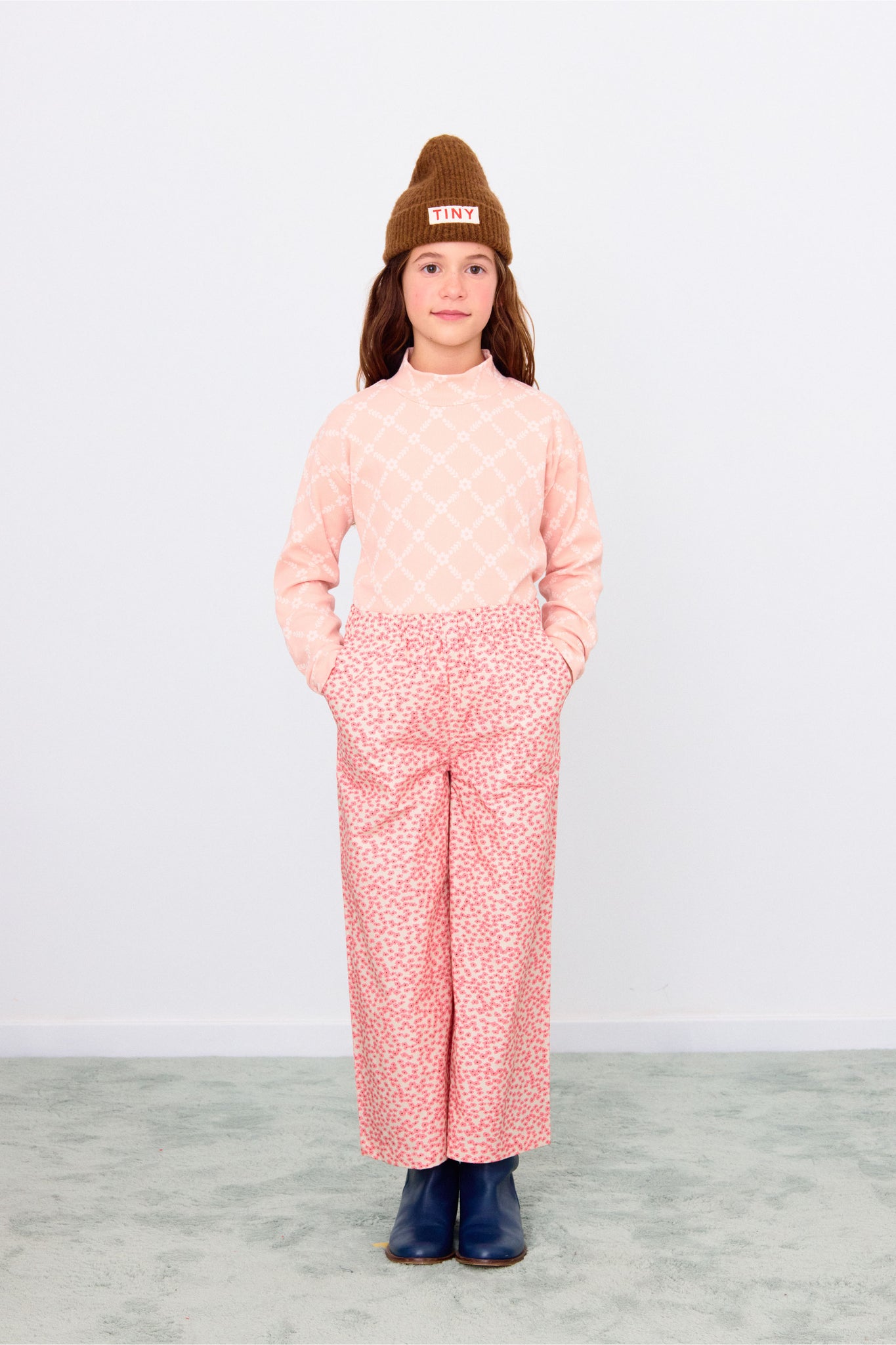 Small Flowers Woven Pant - Dark Vanilla