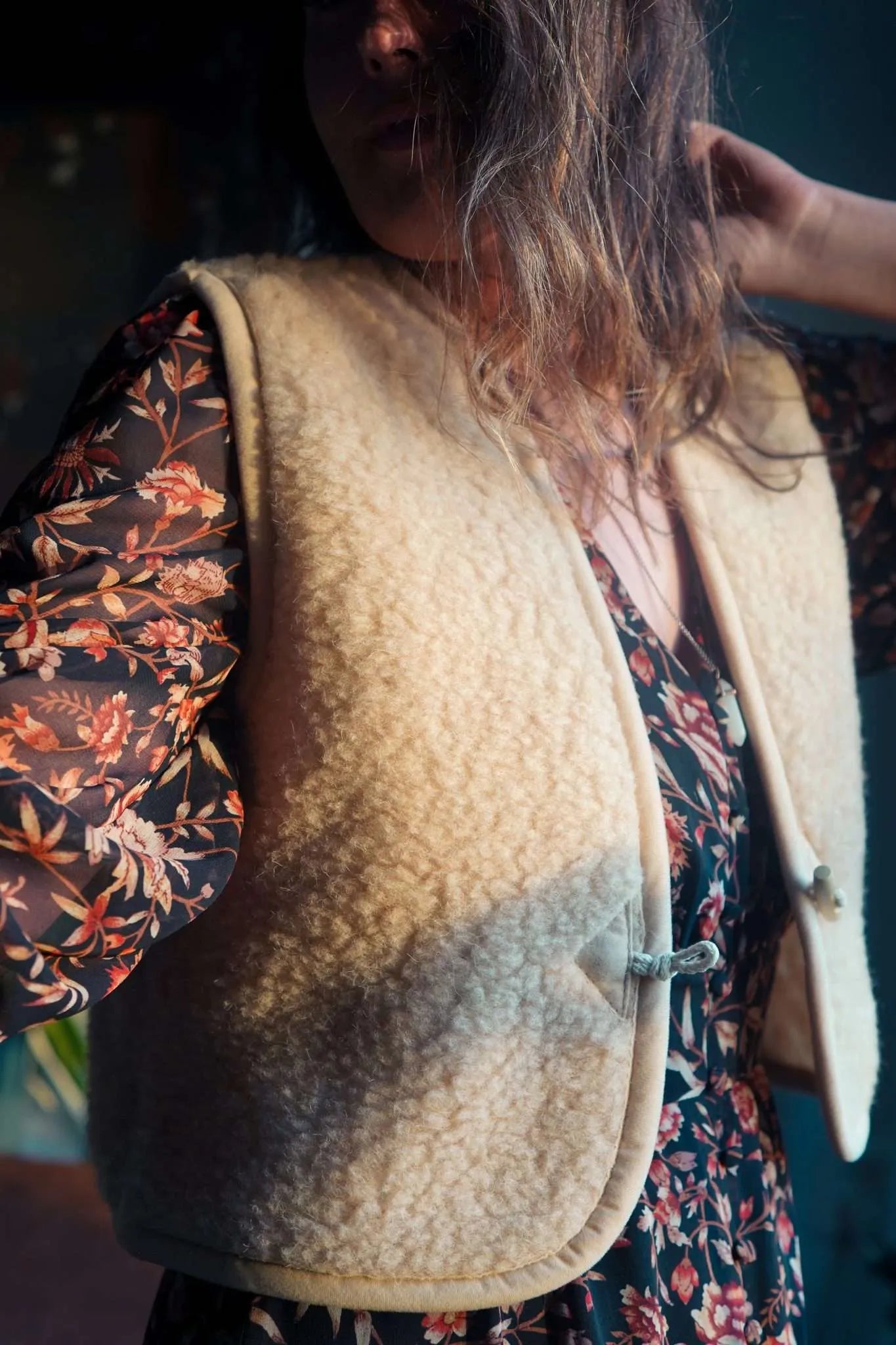 Wollweste Shorty- Latte