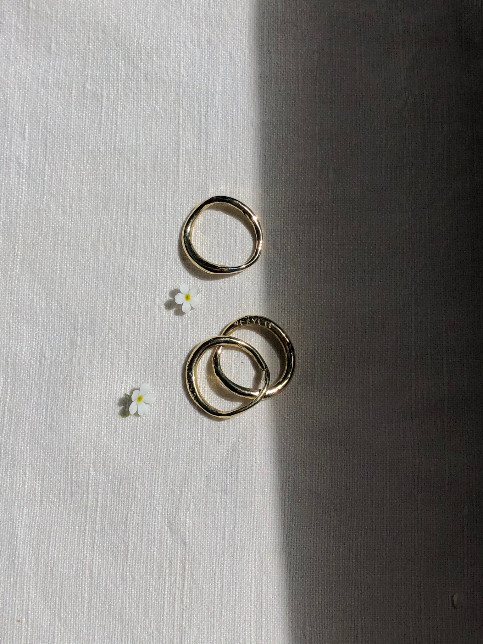 Orecchietta Ring - Brass