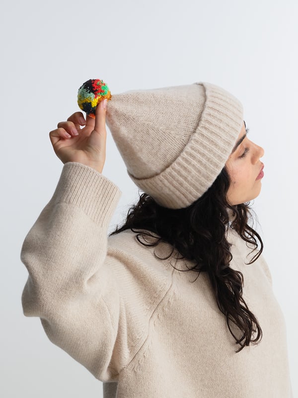 Brushed Plain Hat Stripe Pompom -  Oatmeal