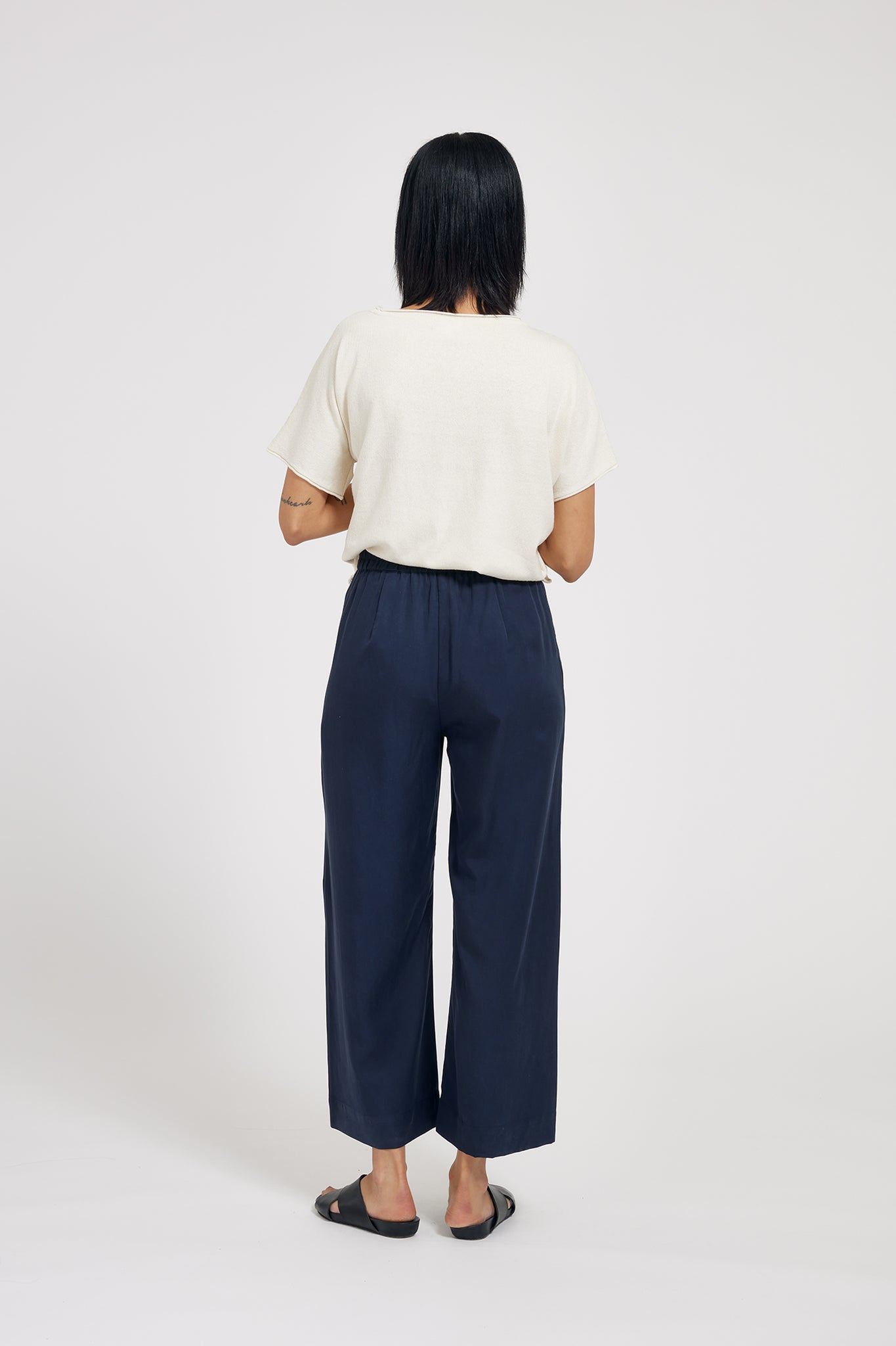 Thea Flowy Tencel Pants - navy