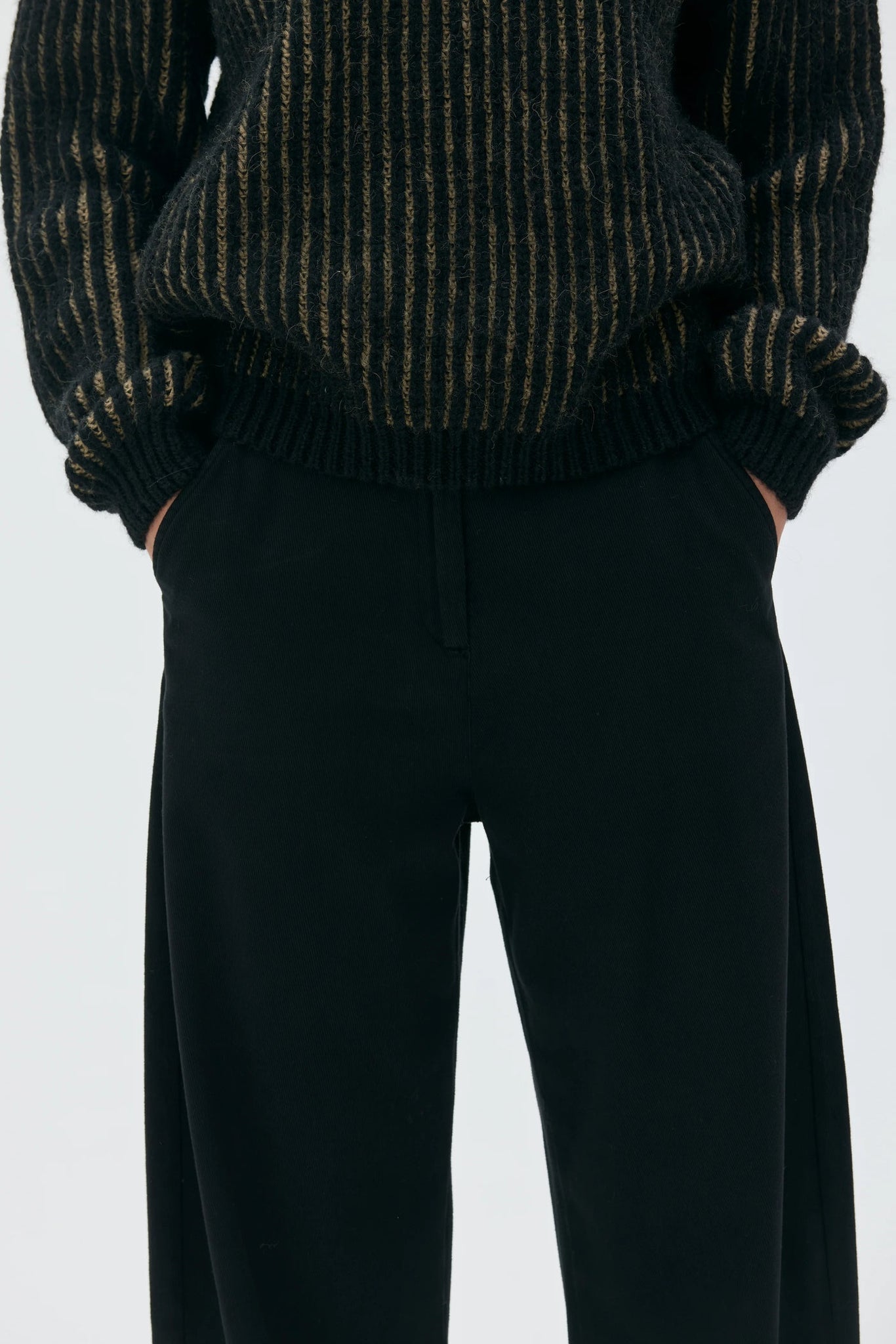 Nona Curved Trousers In Organic Cotton Cashmere - Black