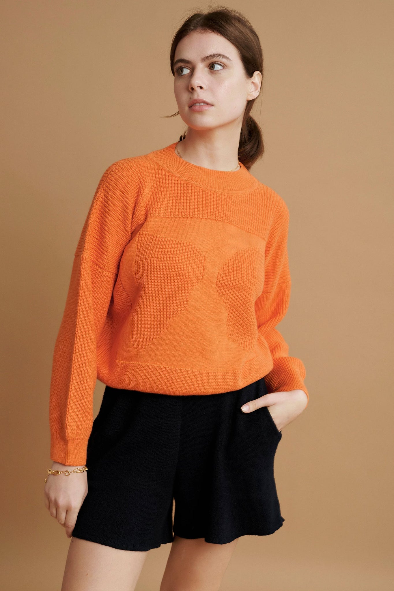 MOA jumper kumquat