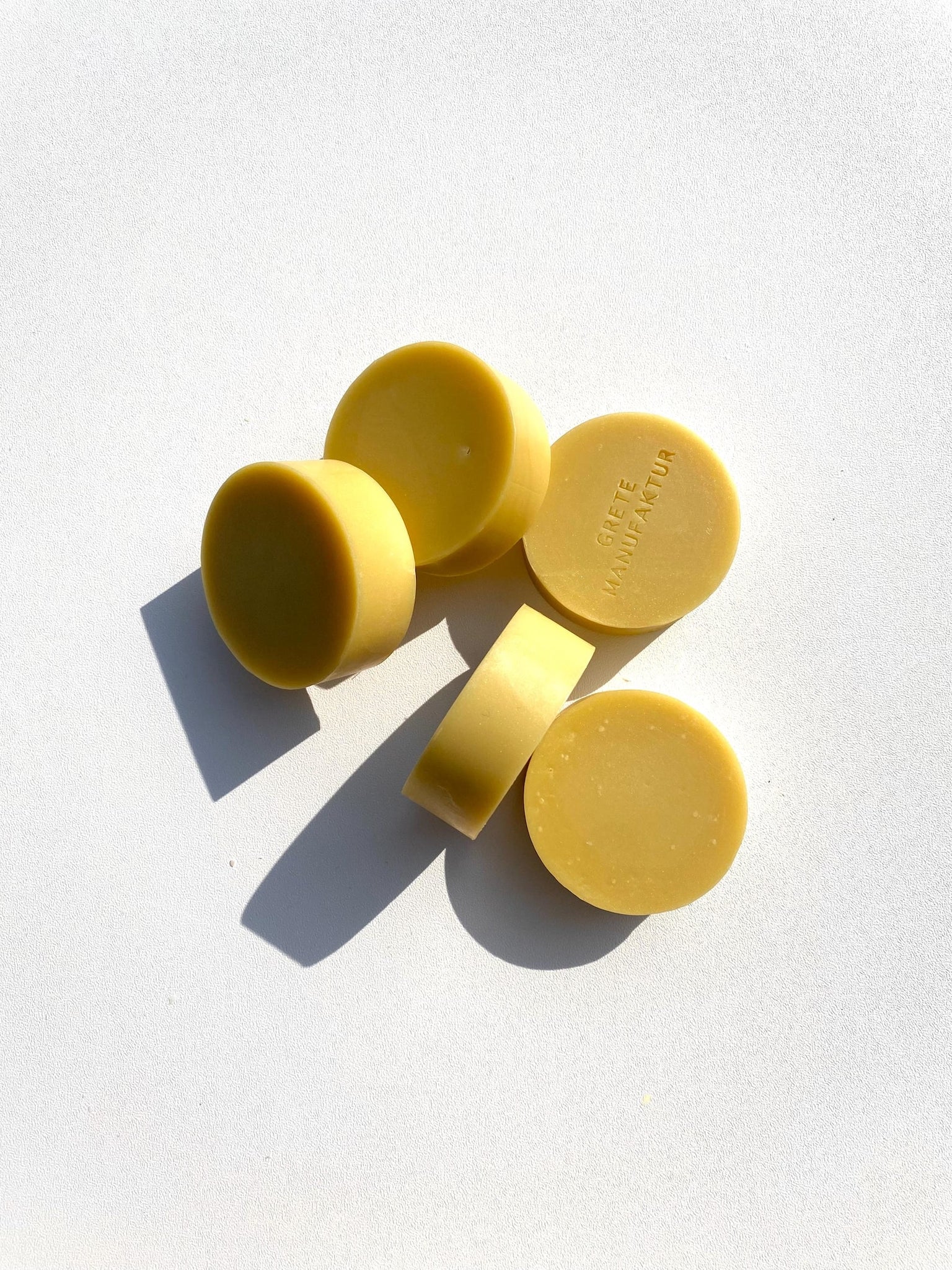 INGA Seife mit GERANIUMDUFT & LEMONGRASS -Reichhaltig, Pflegeseife, vegan, Geschenk