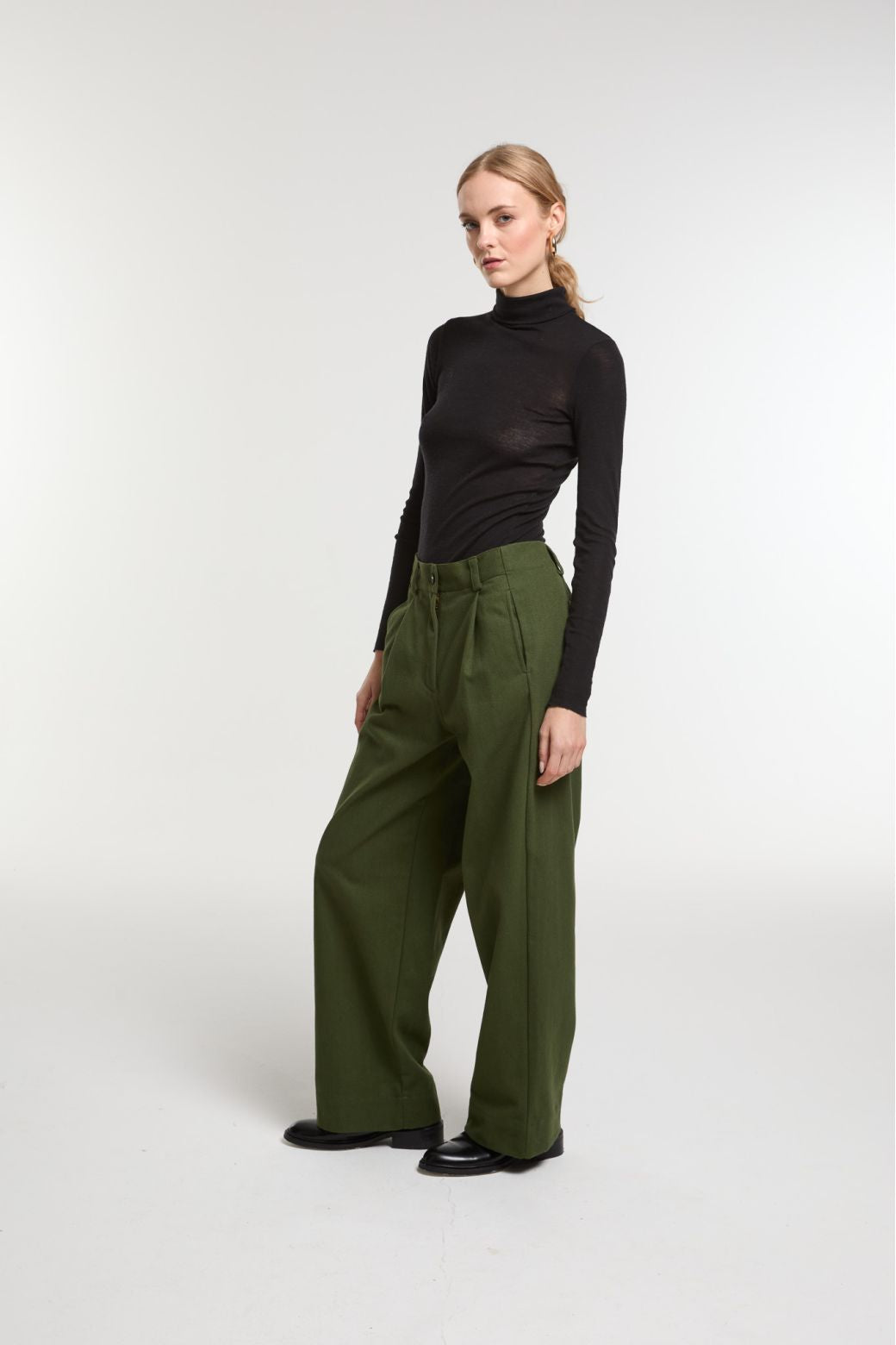 Solid Victor Cosmos Pants - Khaki